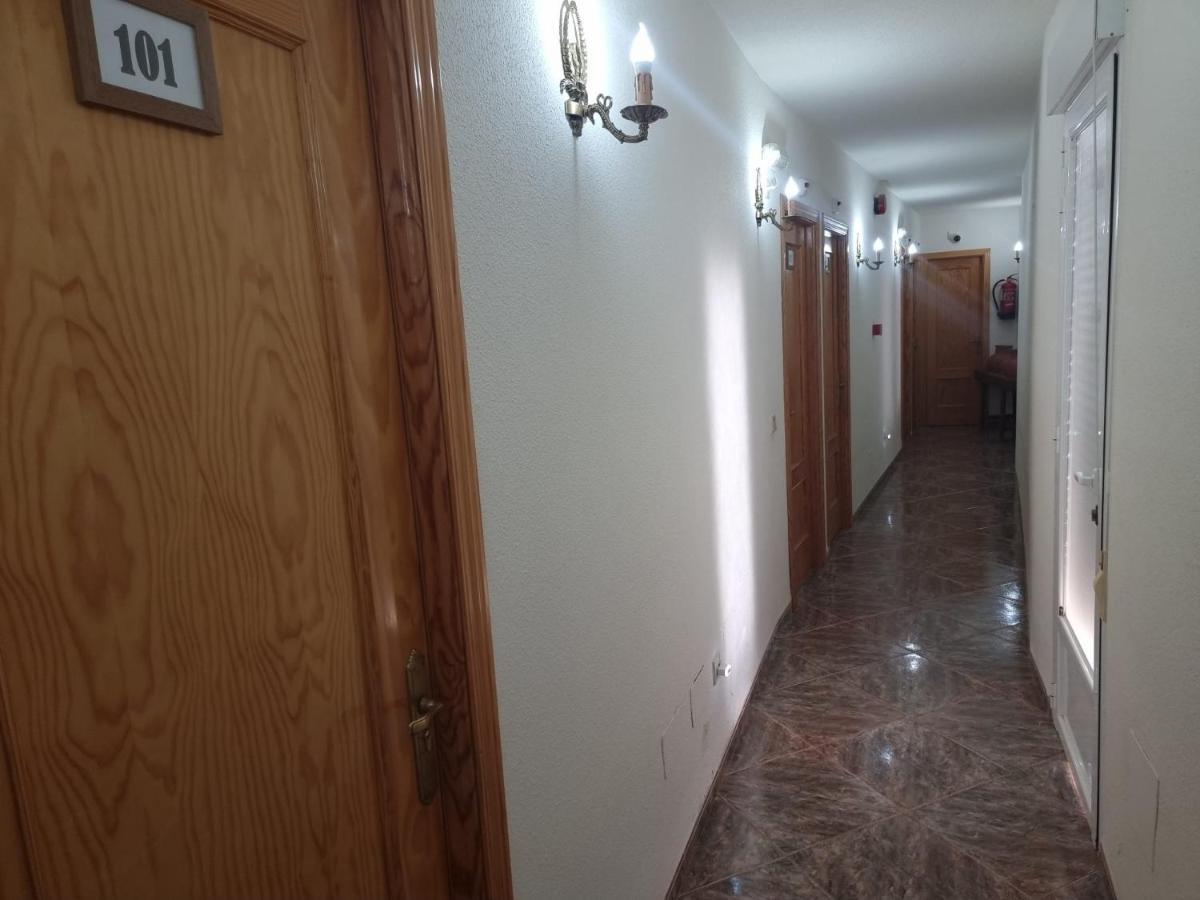 Hostal Casa Fran La Pueblanueva Ngoại thất bức ảnh